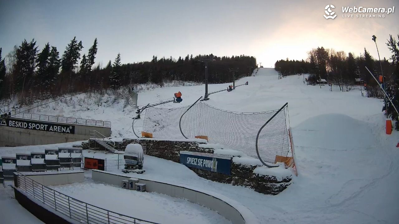Beskid Sport Arena - SZCZYRK - 30 listopad 2025, 15:44