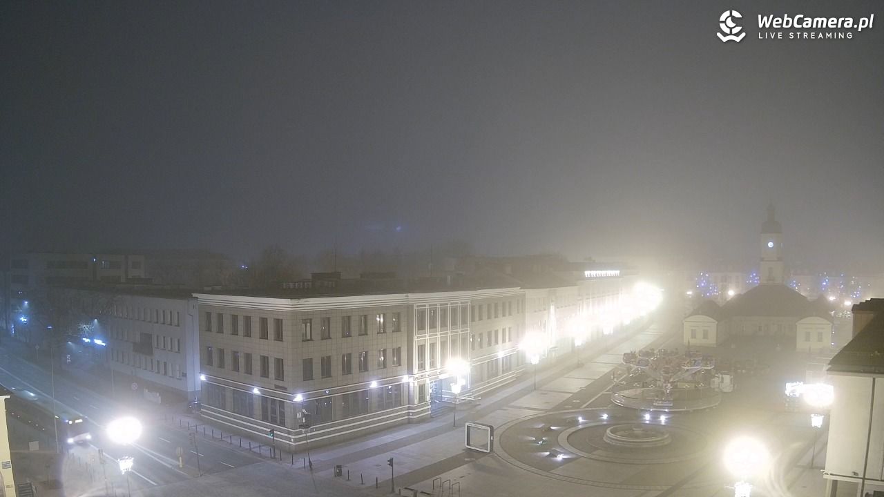 BIAŁYSTOK - widok na Rynek Kościuszki NOWOŚĆ - 16 grudzień 2025, 04:17