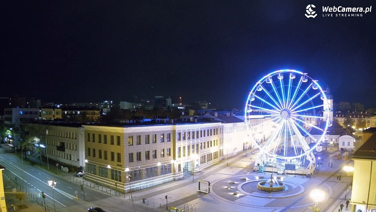 BIAŁYSTOK - widok na Rynek Kościuszki NOWOŚĆ - 25 październik 2025, 21:24