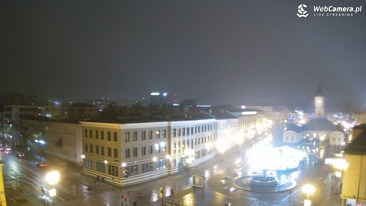 BIAŁYSTOK - widok na Rynek Kościuszki NOWOŚĆ - 20 grudzień 2025, 18:27