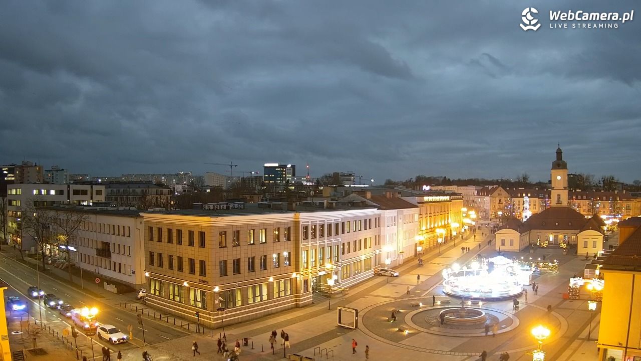 BIAŁYSTOK - widok na Rynek Kościuszki NOWOŚĆ - 11 grudzień 2025, 15:42