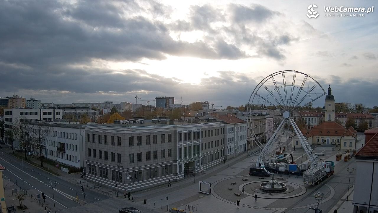 BIAŁYSTOK - widok na Rynek Kościuszki NOWOŚĆ - 27 październik 2025, 14:49