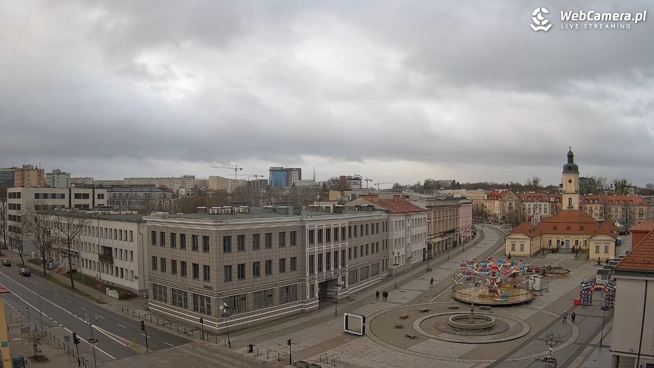 BIAŁYSTOK - widok na Rynek Kościuszki NOWOŚĆ - 14 grudzień 2025, 09:44