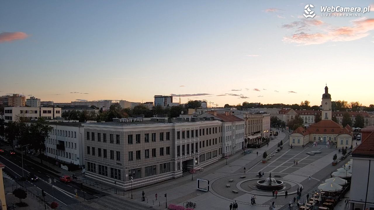 BIAŁYSTOK - widok na Rynek Kościuszki NOWOŚĆ - 06 wresień 2026, 19:02