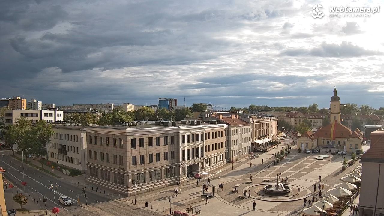 BIAŁYSTOK - widok na Rynek Kościuszki NOWOŚĆ - 22 lipiec 2026, 18:27