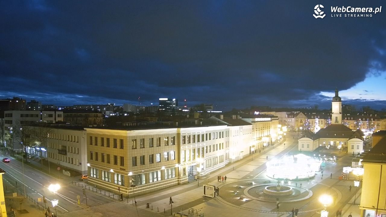 BIAŁYSTOK - widok na Rynek Kościuszki NOWOŚĆ - 23 grudzień 2025, 16:04