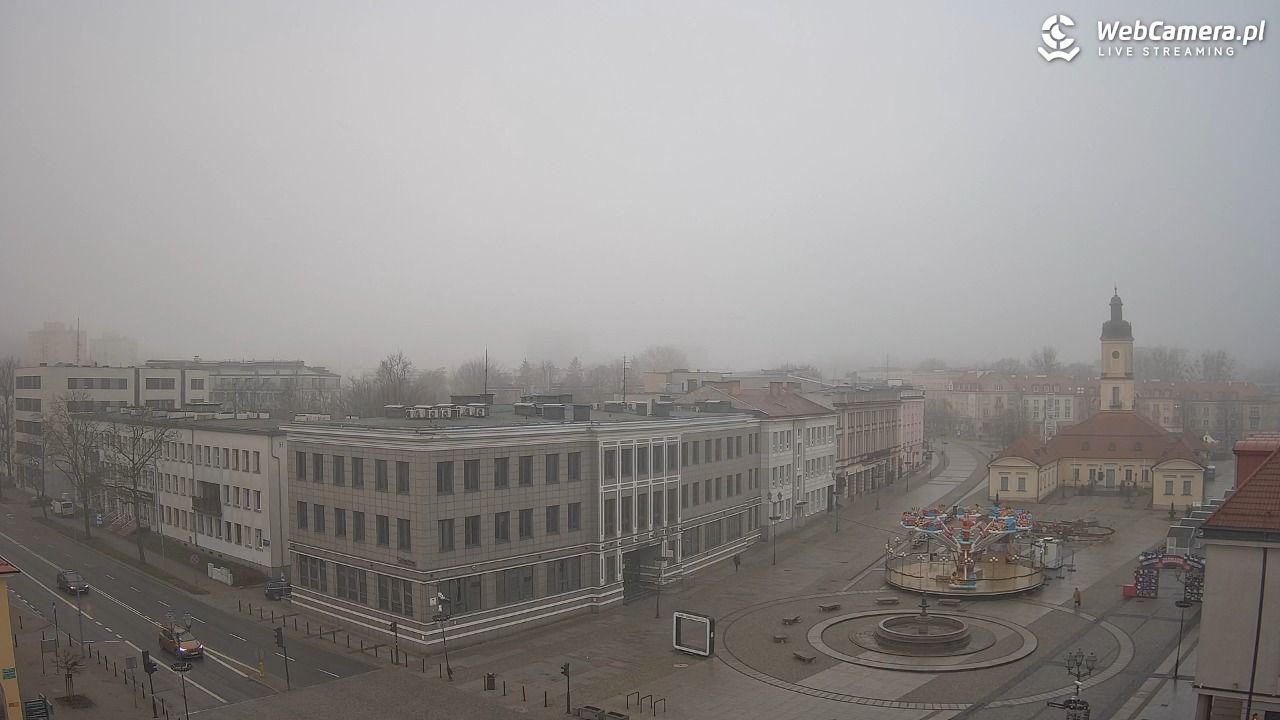 BIAŁYSTOK - widok na Rynek Kościuszki NOWOŚĆ - 20 grudzień 2025, 08:46