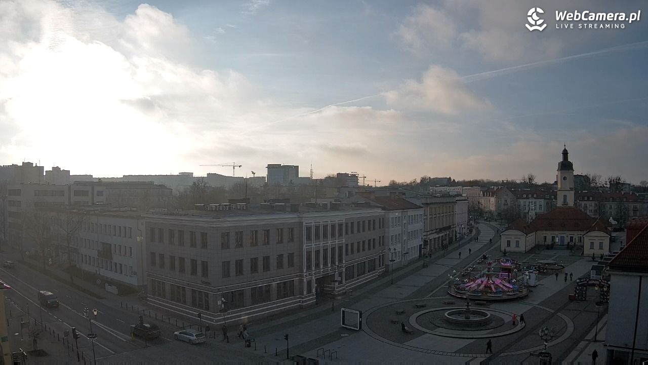 BIAŁYSTOK - widok na Rynek Kościuszki NOWOŚĆ - 15 grudzień 2025, 13:04
