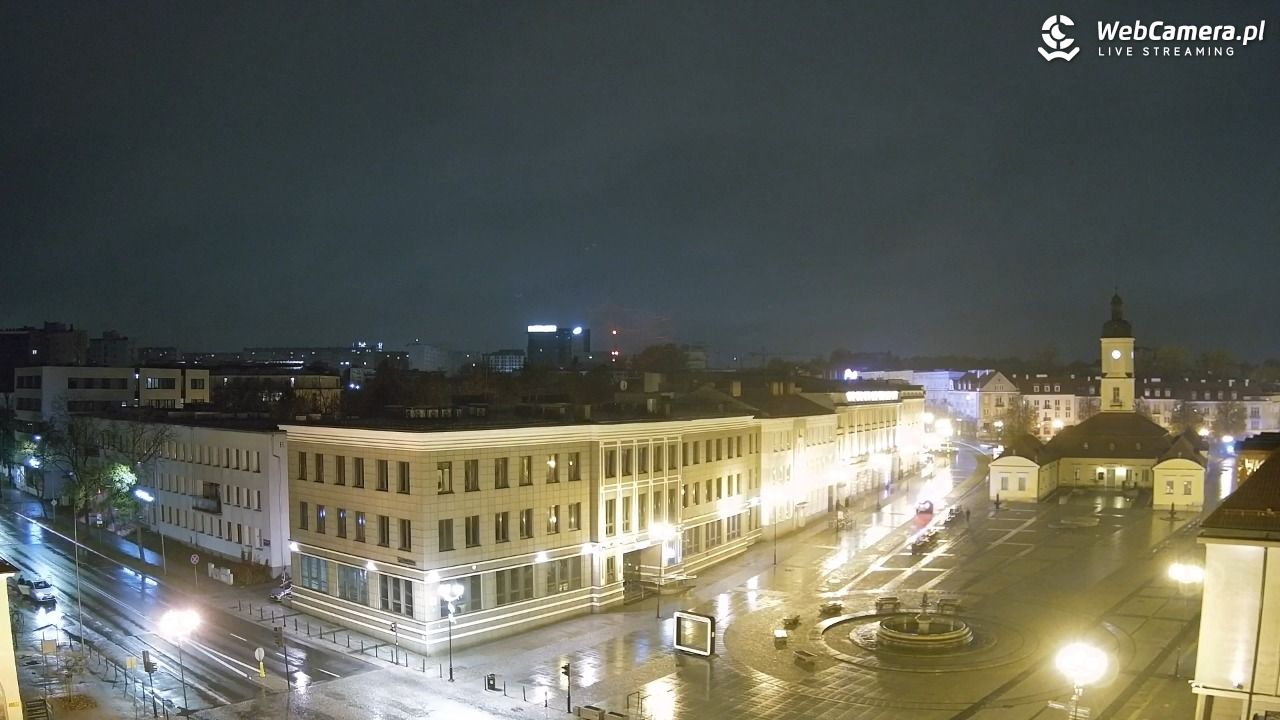 BIAŁYSTOK - widok na Rynek Kościuszki NOWOŚĆ - 22 październik 2026, 22:40