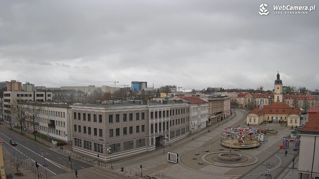 BIAŁYSTOK - widok na Rynek Kościuszki NOWOŚĆ - 14 grudzień 2025, 10:17