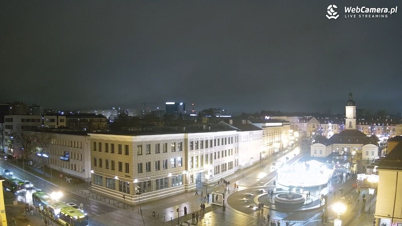 BIAŁYSTOK - widok na Rynek Kościuszki NOWOŚĆ - 13 grudzień 2025, 18:13