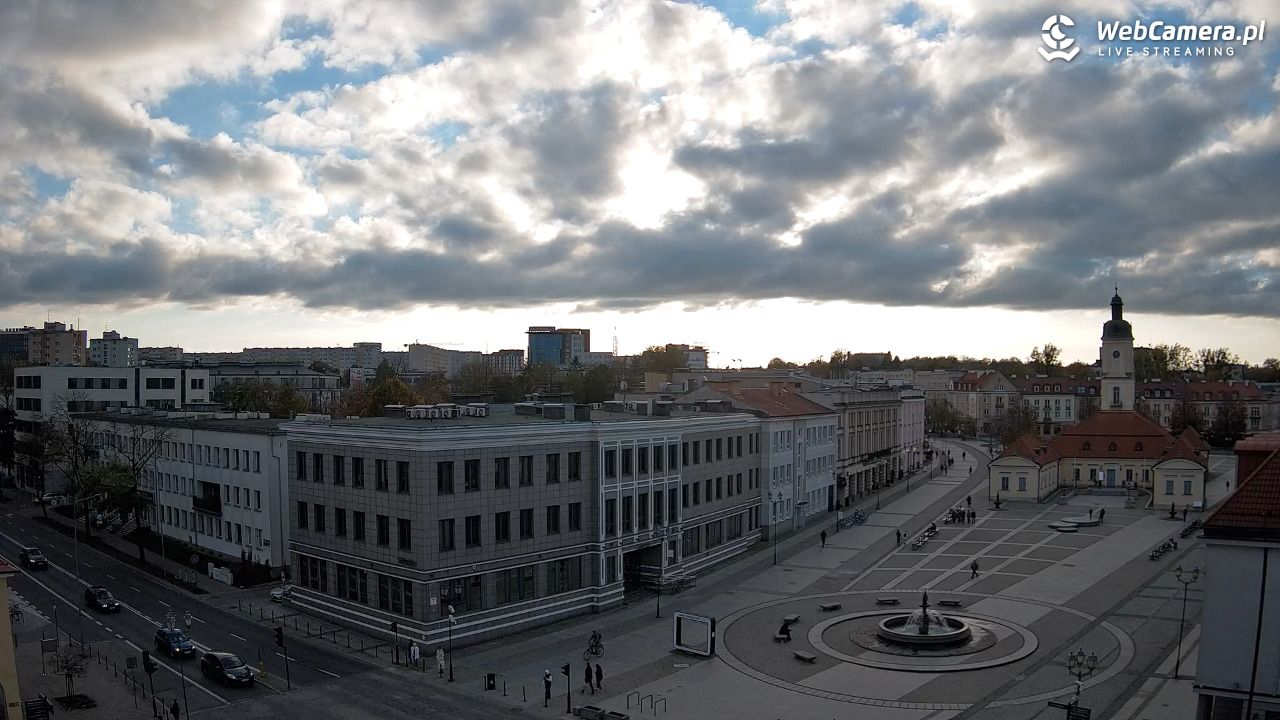 BIAŁYSTOK - widok na Rynek Kościuszki NOWOŚĆ - 21 październik 2026, 14:11