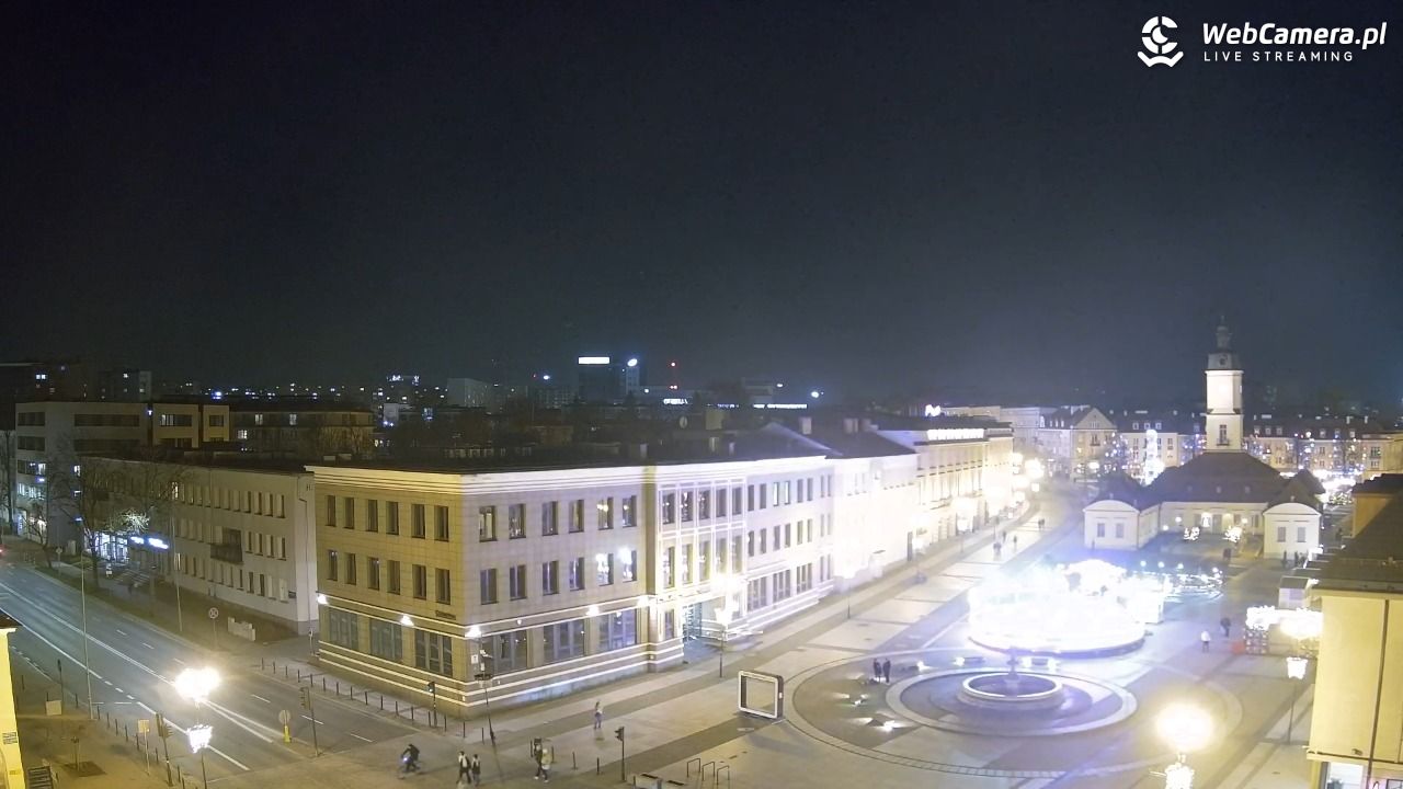 BIAŁYSTOK - widok na Rynek Kościuszki NOWOŚĆ - 17 grudzień 2025, 19:04