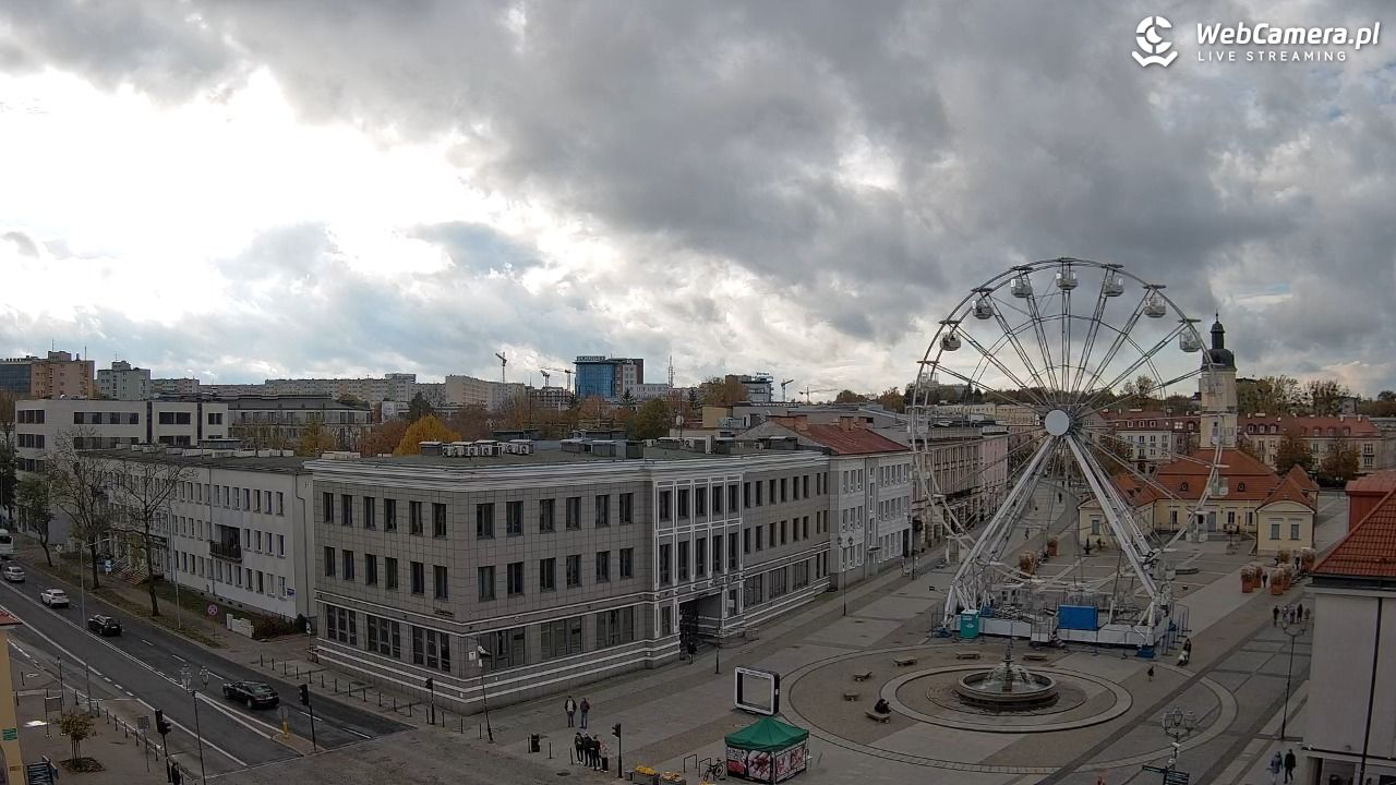 BIAŁYSTOK - widok na Rynek Kościuszki NOWOŚĆ - 26 październik 2025, 12:49