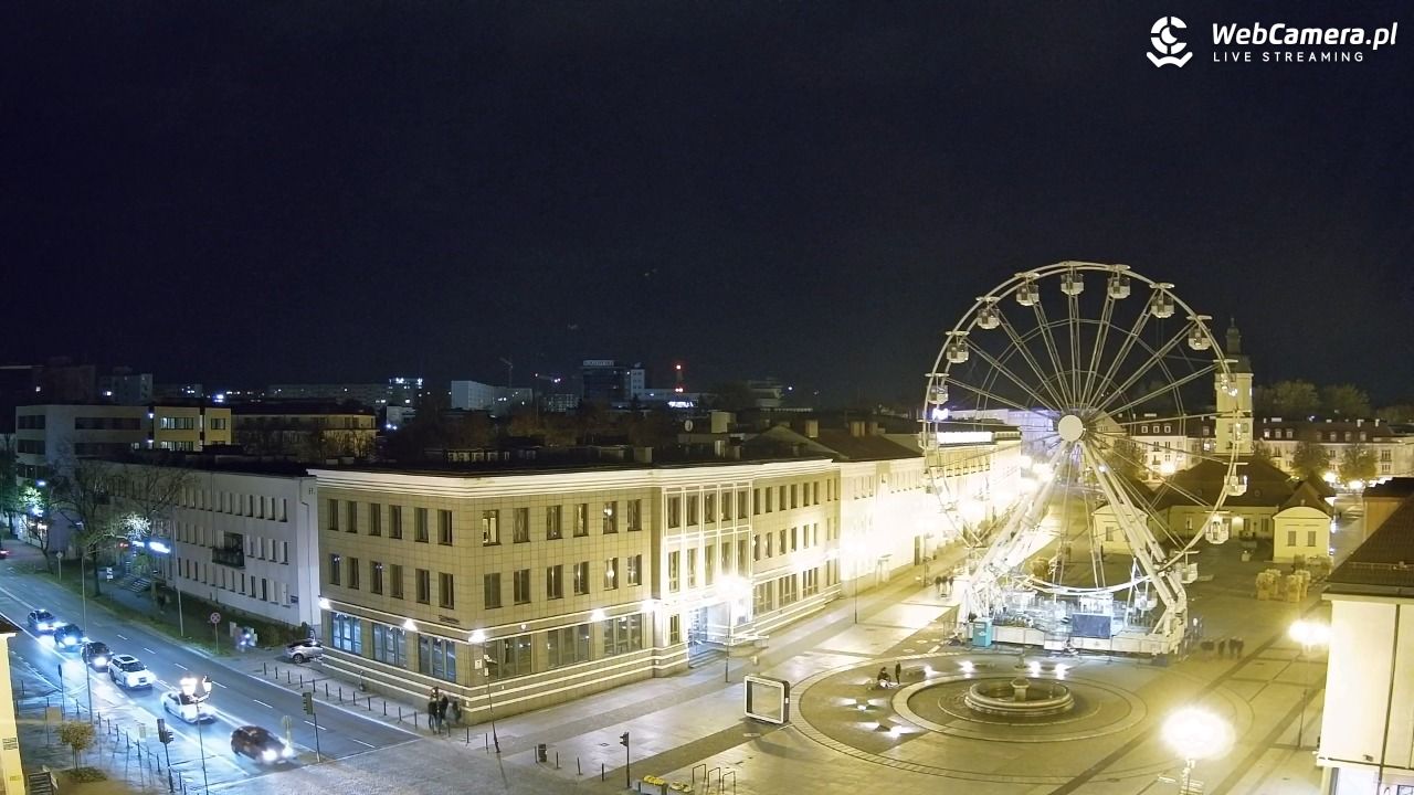 BIAŁYSTOK - widok na Rynek Kościuszki NOWOŚĆ - 25 październik 2025, 23:25