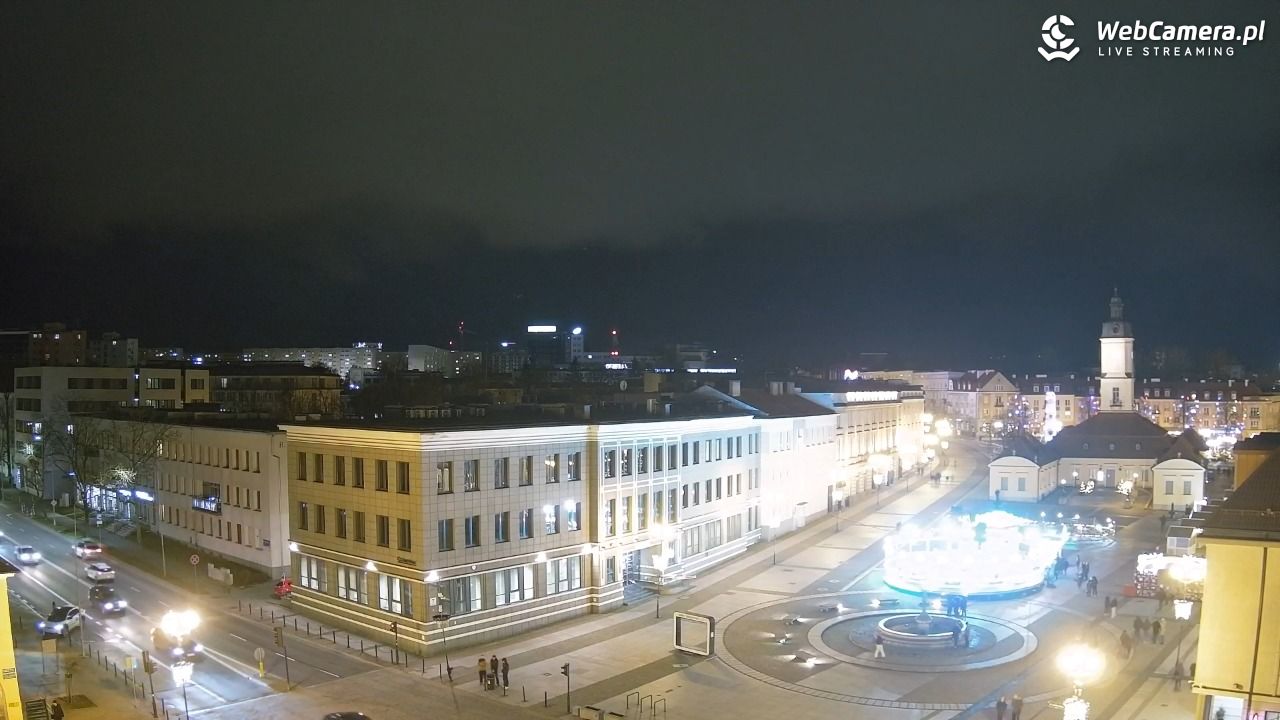 BIAŁYSTOK - widok na Rynek Kościuszki NOWOŚĆ - 22 grudzień 2025, 19:18