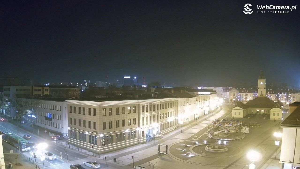 BIAŁYSTOK - widok na Rynek Kościuszki NOWOŚĆ - 24 grudzień 2025, 22:36