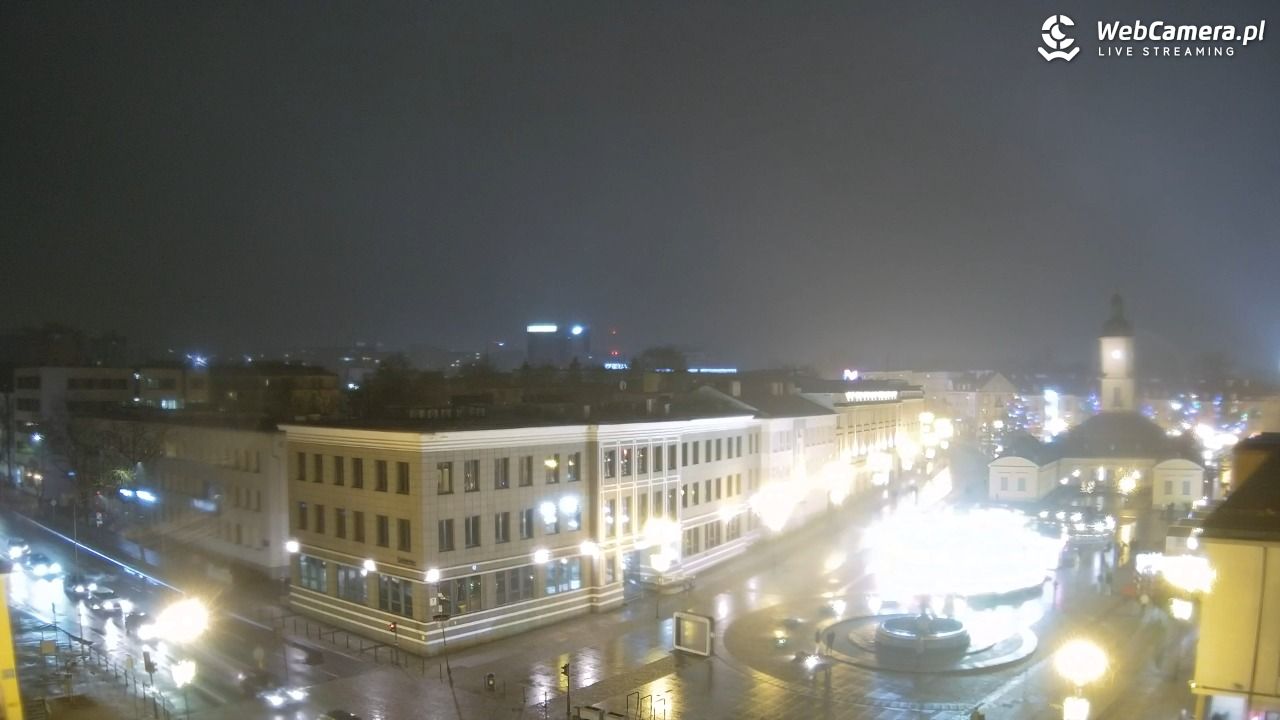 BIAŁYSTOK - widok na Rynek Kościuszki NOWOŚĆ - 20 grudzień 2025, 19:14