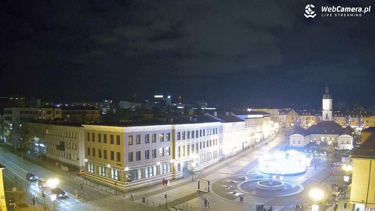 BIAŁYSTOK - widok na Rynek Kościuszki NOWOŚĆ - 23 grudzień 2025, 18:27