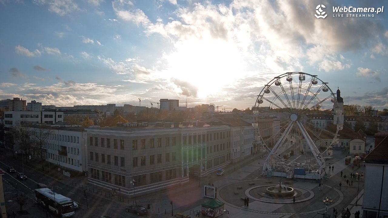 BIAŁYSTOK - widok na Rynek Kościuszki NOWOŚĆ - 26 październik 2025, 14:57