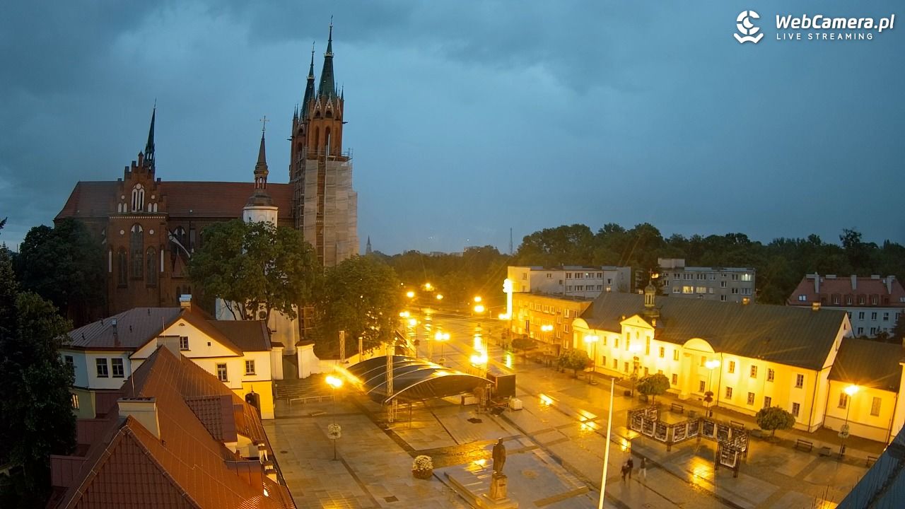 BIAŁYSTOK - widok na Archikatedrę NOWOŚĆ - 13 czerwiec 2026, 21:19