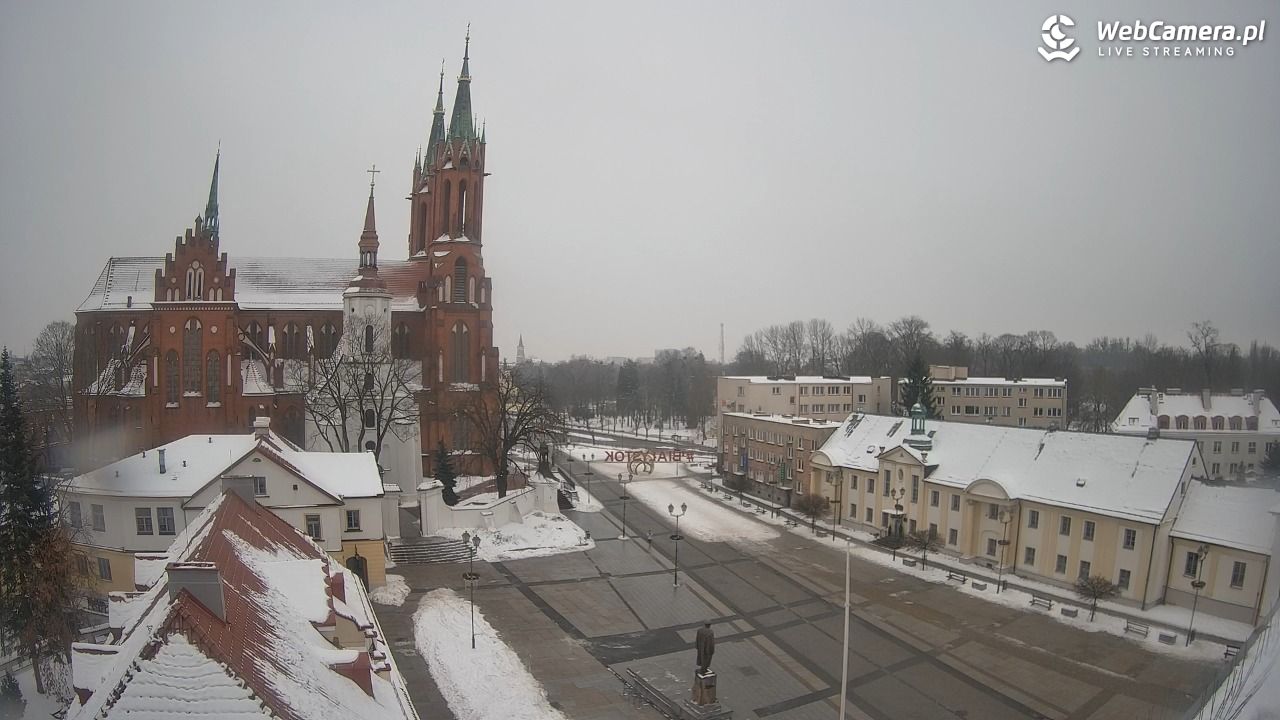 BIAŁYSTOK - widok na Archikatedrę NOWOŚĆ - 26 styczeń 2026, 08:36