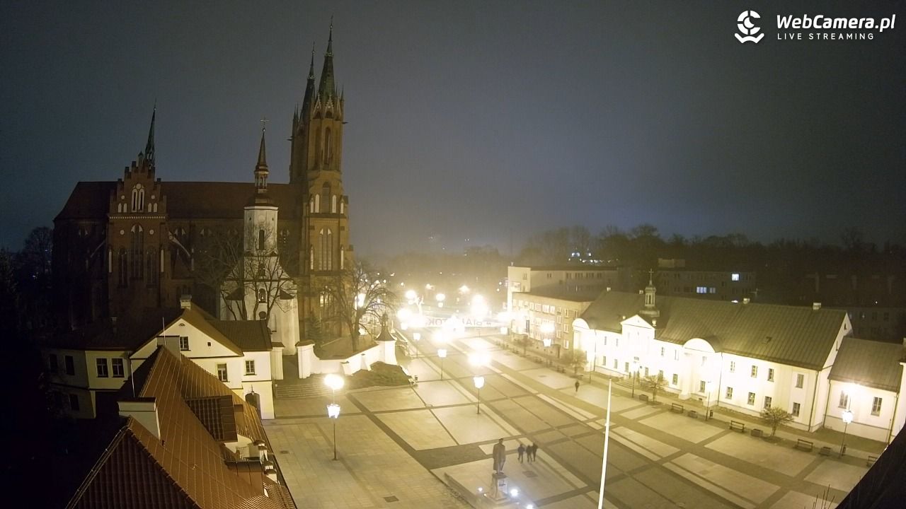BIAŁYSTOK - widok na Archikatedrę NOWOŚĆ - 16 grudzień 2025, 22:30