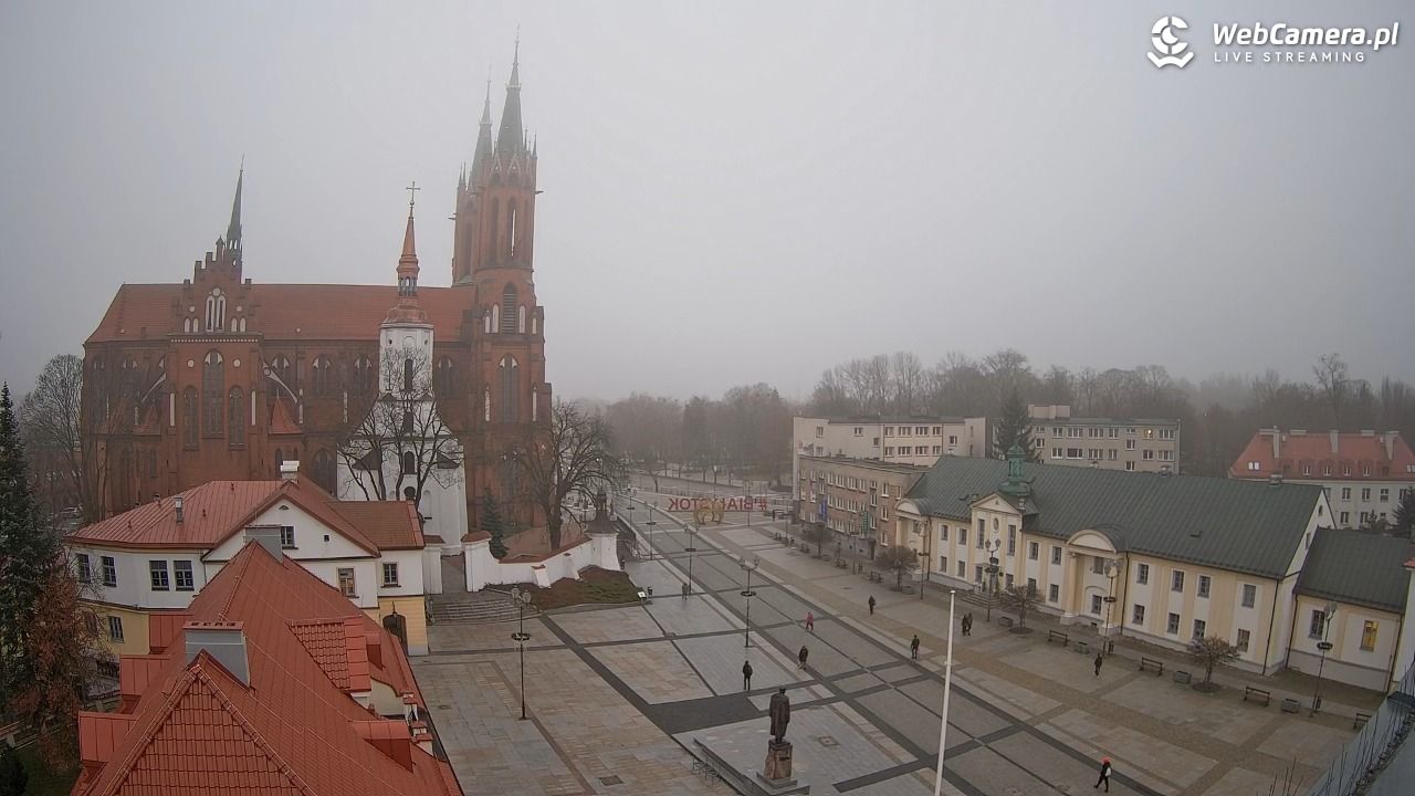 BIAŁYSTOK - widok na Archikatedrę NOWOŚĆ - 16 grudzień 2025, 07:43