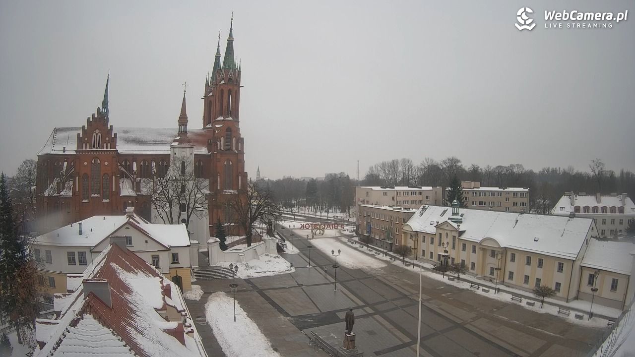 BIAŁYSTOK - widok na Archikatedrę NOWOŚĆ - 26 styczeń 2026, 08:36
