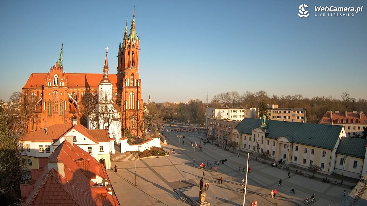 BIAŁYSTOK - widok na Archikatedrę NOWOŚĆ - 15 marzec 2026, 16:13