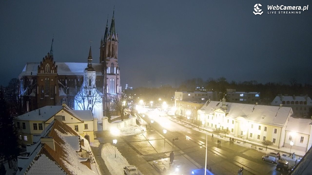 BIAŁYSTOK - widok na Archikatedrę NOWOŚĆ - 25 styczeń 2026, 17:51