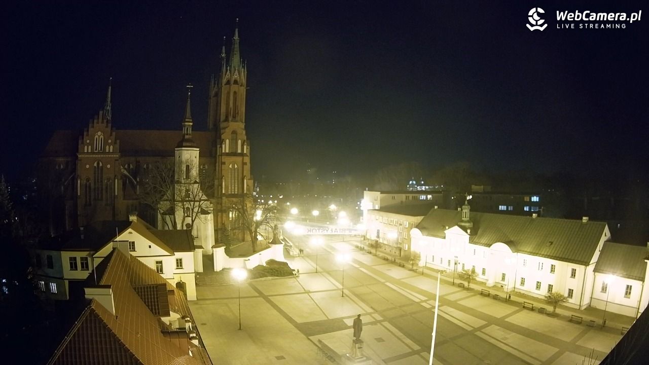 BIAŁYSTOK - widok na Archikatedrę NOWOŚĆ - 15 marzec 2026, 21:19