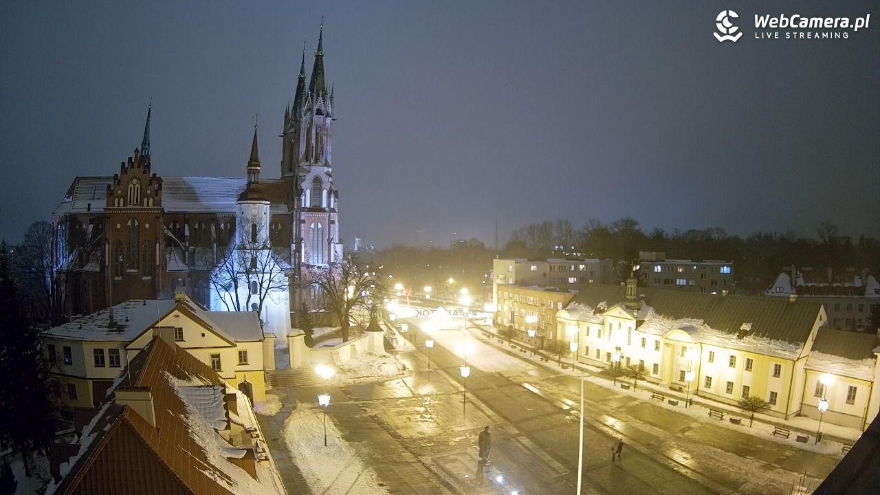 BIAŁYSTOK - widok na Archikatedrę NOWOŚĆ - 28 styczeń 2026, 19:12