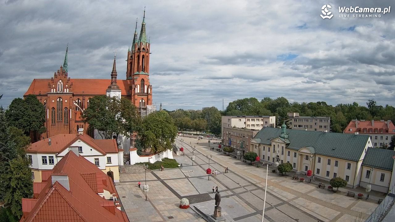 BIAŁYSTOK - widok na Archikatedrę NOWOŚĆ - 29 lipiec 2026, 15:36