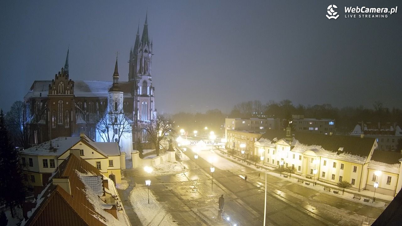 BIAŁYSTOK - widok na Archikatedrę NOWOŚĆ - 28 styczeń 2026, 18:05