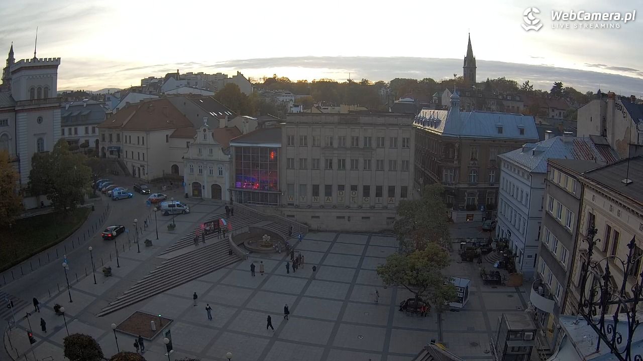 Bielsko-Biała - Plac Bolesława Chrobrego - 21 październik 2025, 17:29