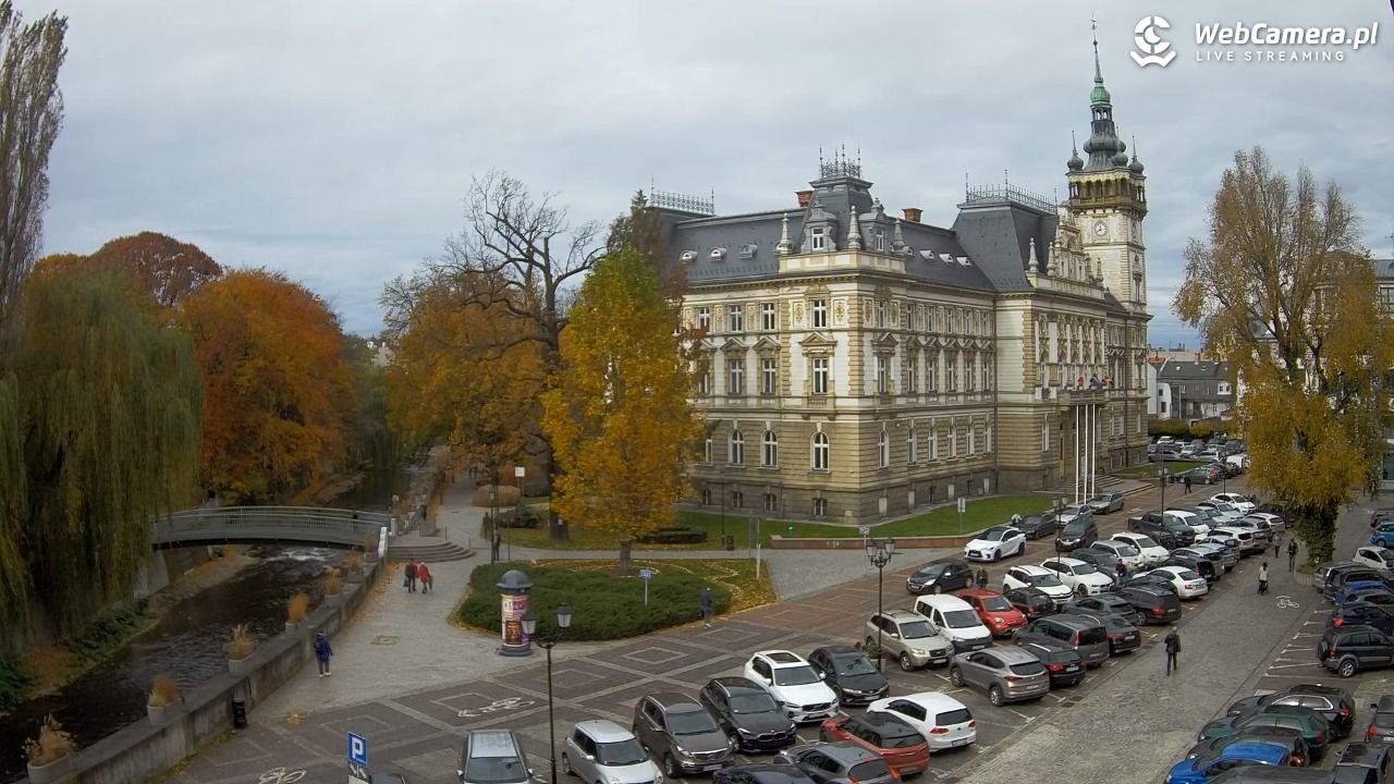 Bielsko-Biała Plac Ratuszowy - NOWOŚĆ - 30 październik 2025, 11:42