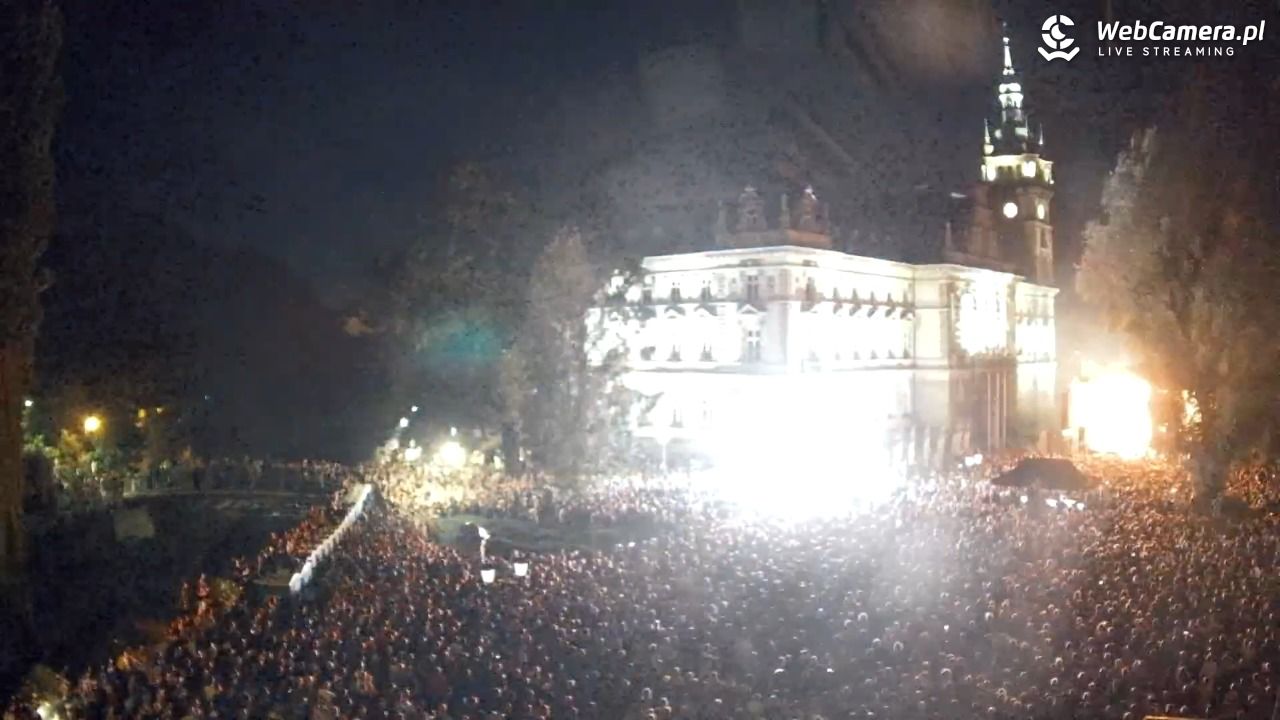 Bielsko-Biała Plac Ratuszowy - NOWOŚĆ - 29 sierpień 2026, 21:32