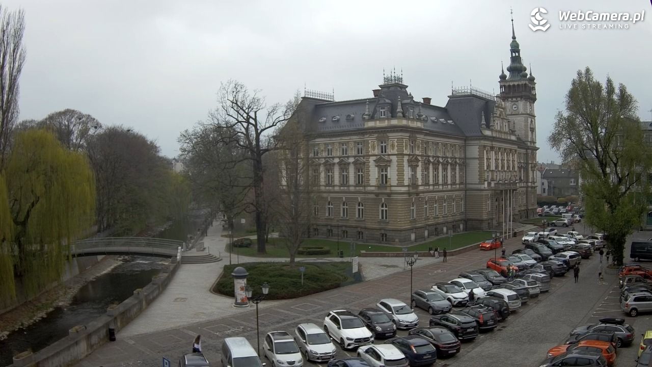 Bielsko-Biała Plac Ratuszowy - NOWOŚĆ - 15 kwiecień 2026, 14:16