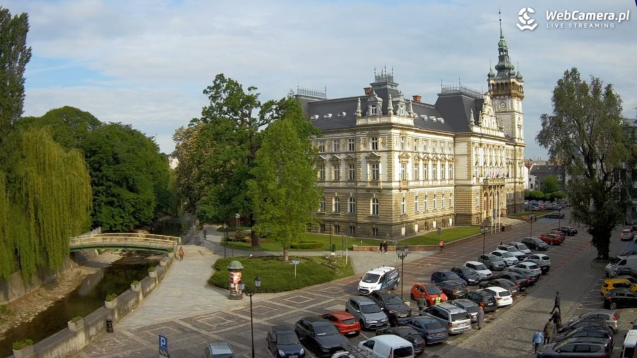 Bielsko-Biała Plac Ratuszowy - NOWOŚĆ - 14 maj 2025, 08:14