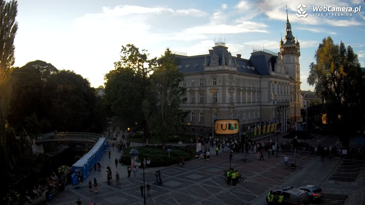Bielsko-Biała Plac Ratuszowy - NOWOŚĆ - 29 sierpień 2026, 18:53