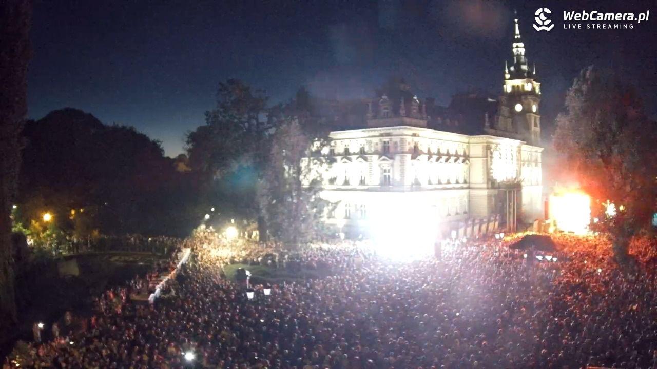 Bielsko-Biała Plac Ratuszowy - NOWOŚĆ - 29 sierpień 2026, 20:44