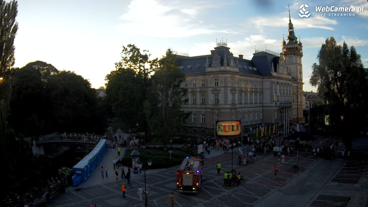 Bielsko-Biała Plac Ratuszowy - NOWOŚĆ - 29 sierpień 2026, 19:01