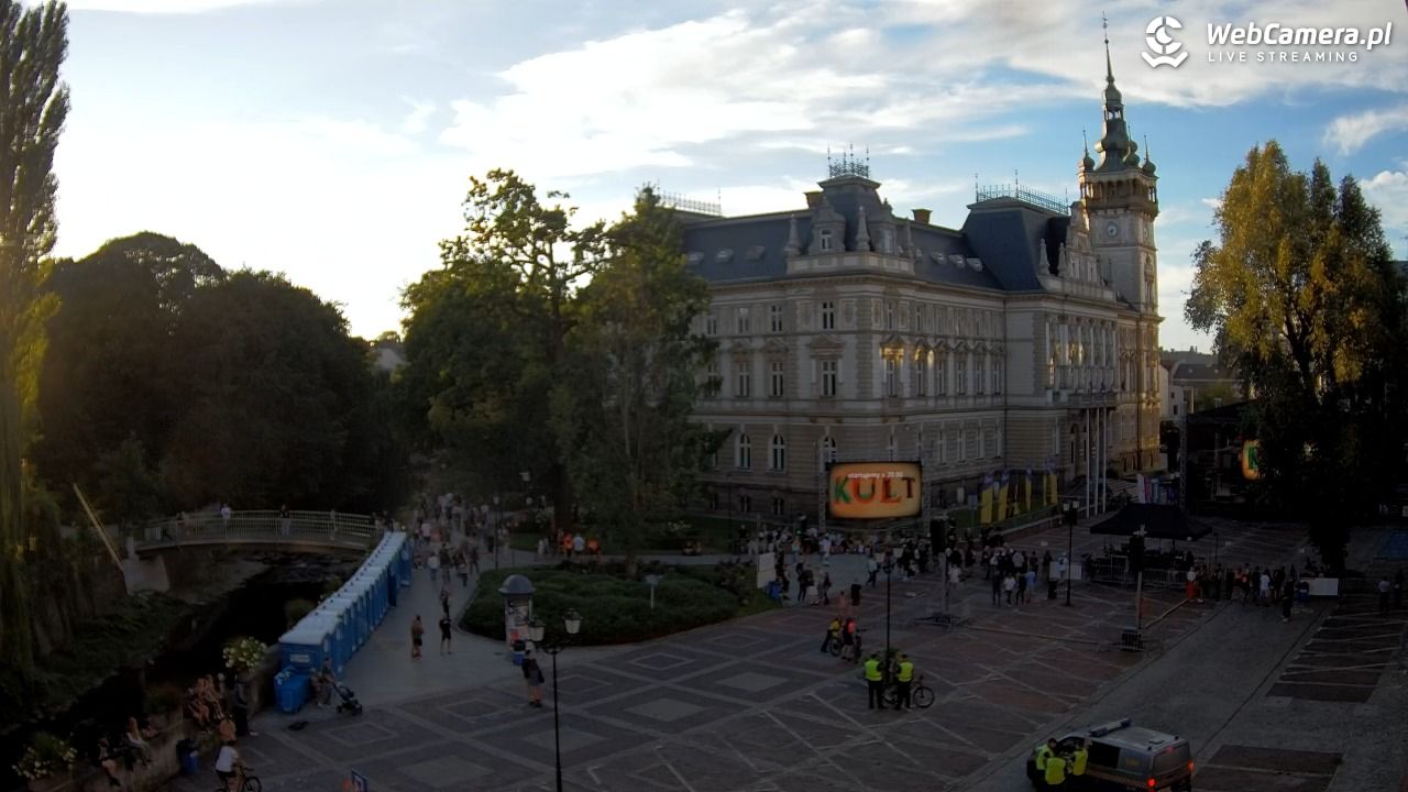 Bielsko-Biała Plac Ratuszowy - NOWOŚĆ - 29 sierpień 2026, 18:42