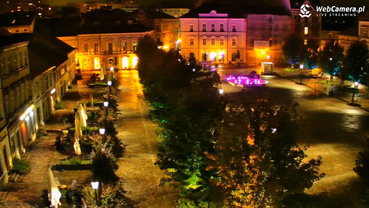 Bielsko-Biała Plac Wojska Polskiego NOWOŚĆ - 22 wresień 2026, 21:31