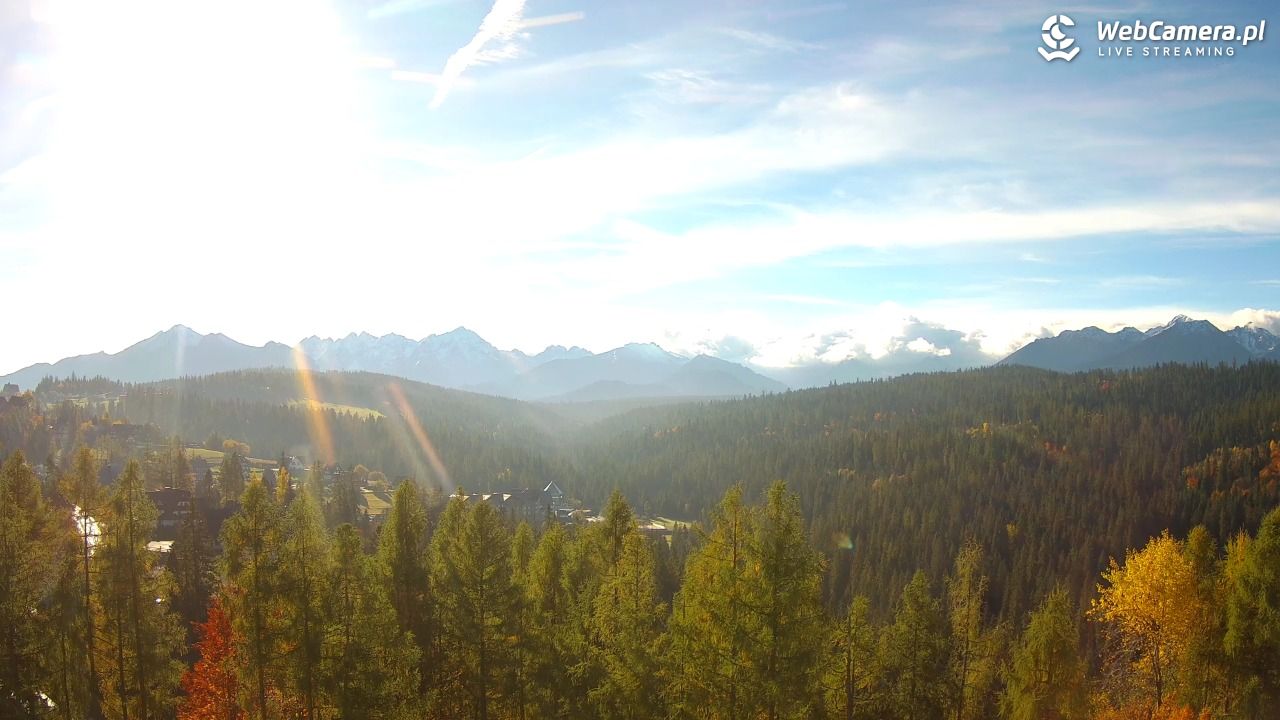 BUKOVINA Resort - widok na hotel, termy i spa - 23 październik 2025, 09:51