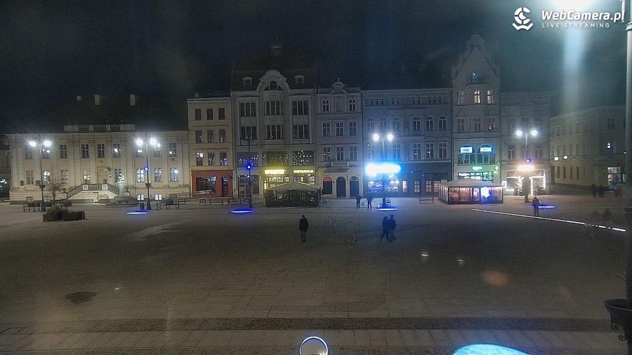 Bydgoszcz - widok na Rynek - 19 luty 2026, 18:02