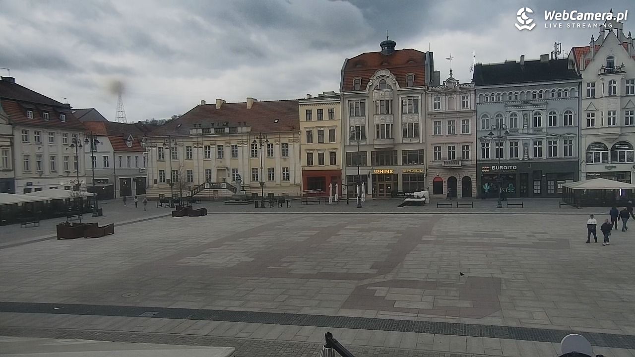 Bydgoszcz - widok na Rynek - 06 kwiecień 2026, 18:46