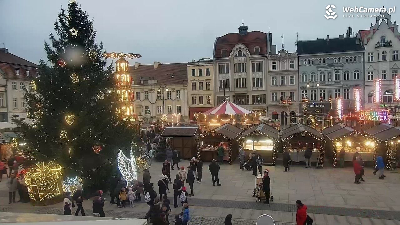 Bydgoszcz - widok na Rynek - 21 grudzień 2025, 15:12