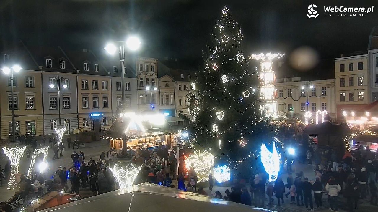 Bydgoszcz - widok na Rynek - 21 grudzień 2025, 17:02